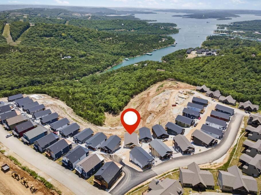 The Lake Fish-Amazing Views-Sleeps 24-Indoor-Outdoor Pools Branson Extérieur photo