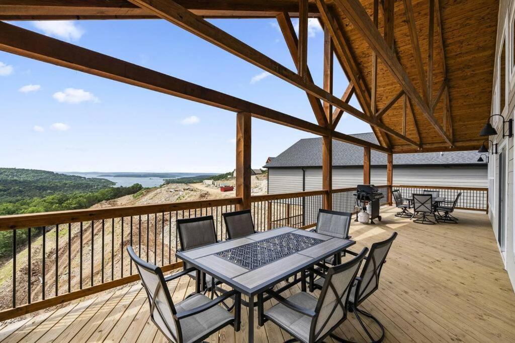 The Lake Fish-Amazing Views-Sleeps 24-Indoor-Outdoor Pools Branson Extérieur photo